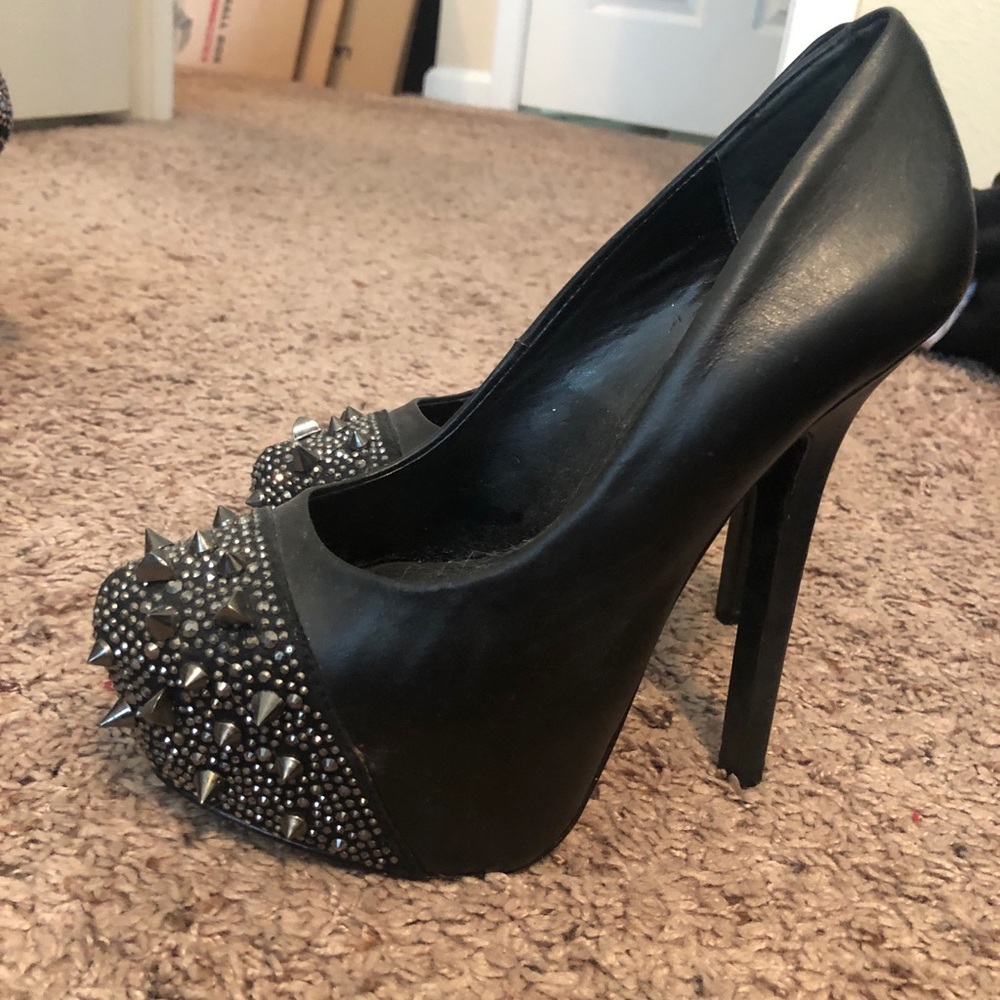 Steve Madden banaza heels